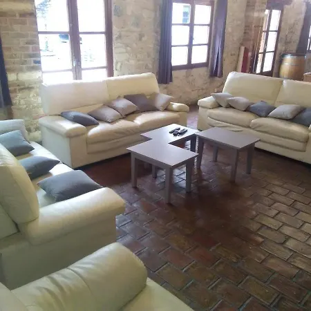 Mas Du Bouquet, Chambres Hotes Pensión