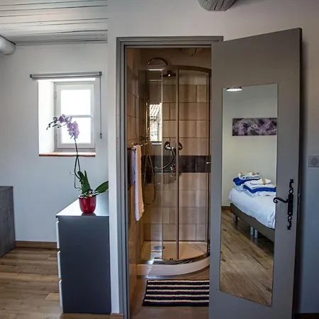 Mas Du Bouquet, Chambres Hotes Pensión Seynes